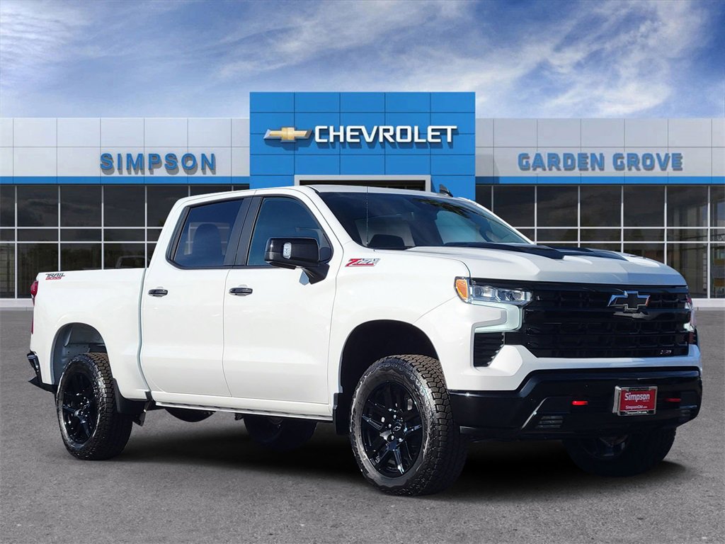 2026 Chevrolet Silverado LT's photo