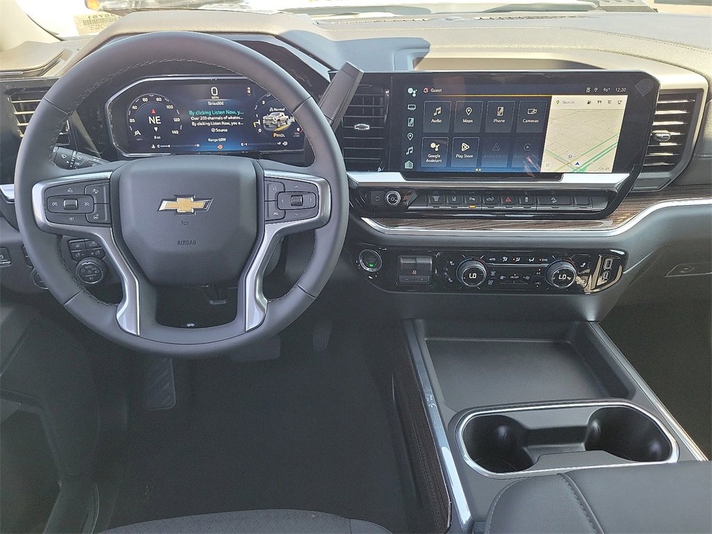2026 Chevrolet Silverado 2500HD LT photo 4
