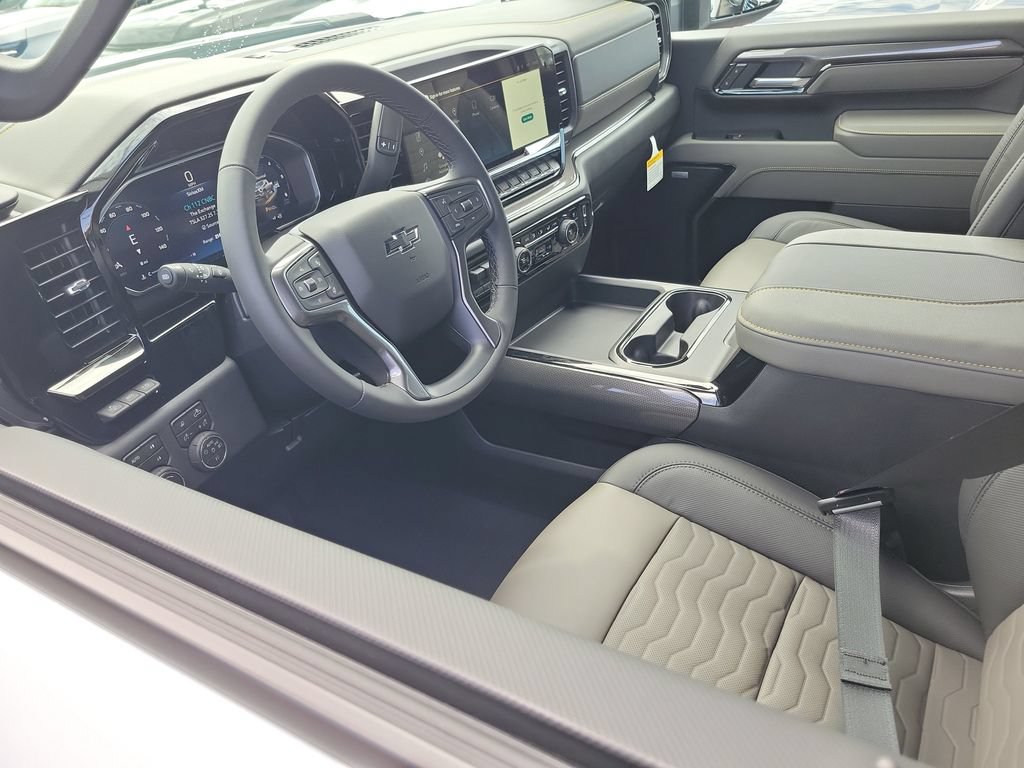 2026 Chevrolet Silverado 2500 HD ZR2 - Photo 3