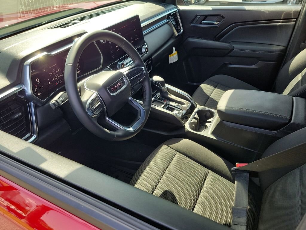 Used 2025 GMC Canyon Elevation Truck