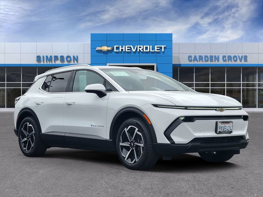 2026 Chevrolet Equinox EV 2LT FWD's photo