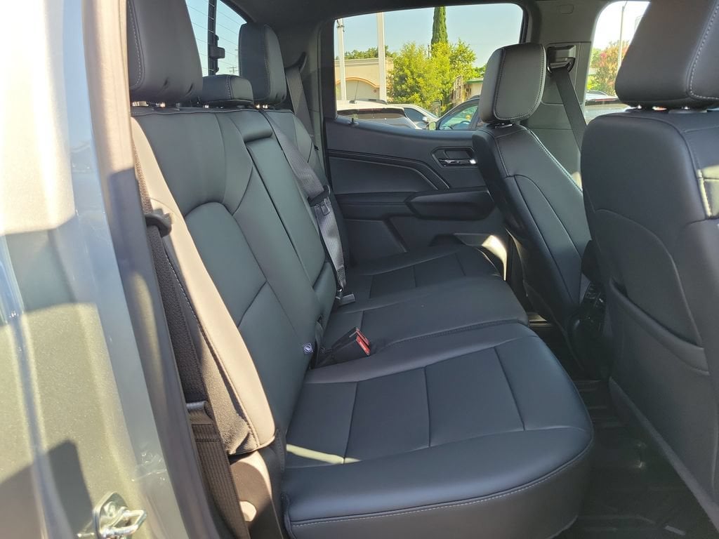 2026 Chevrolet Colorado LT - Photo 17