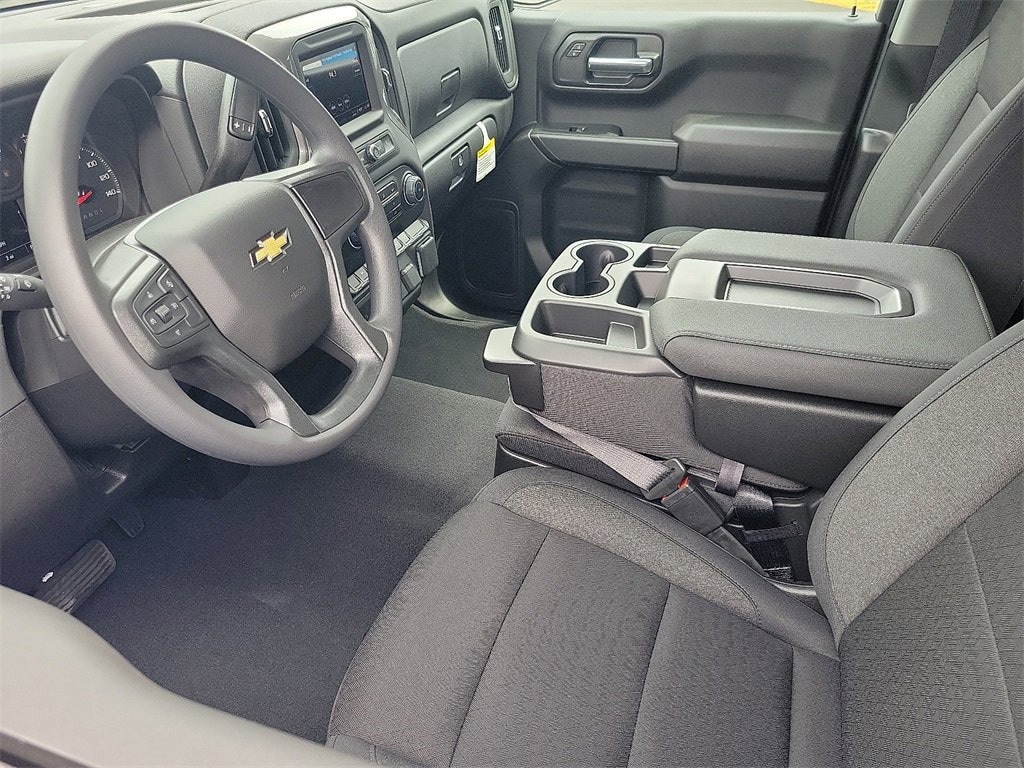 New 2026 Chevrolet Silverado 1500 Custom Truck