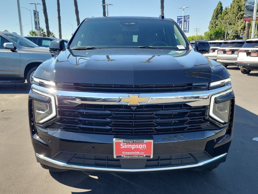 2027 Chevrolet Suburban LS - Photo 23