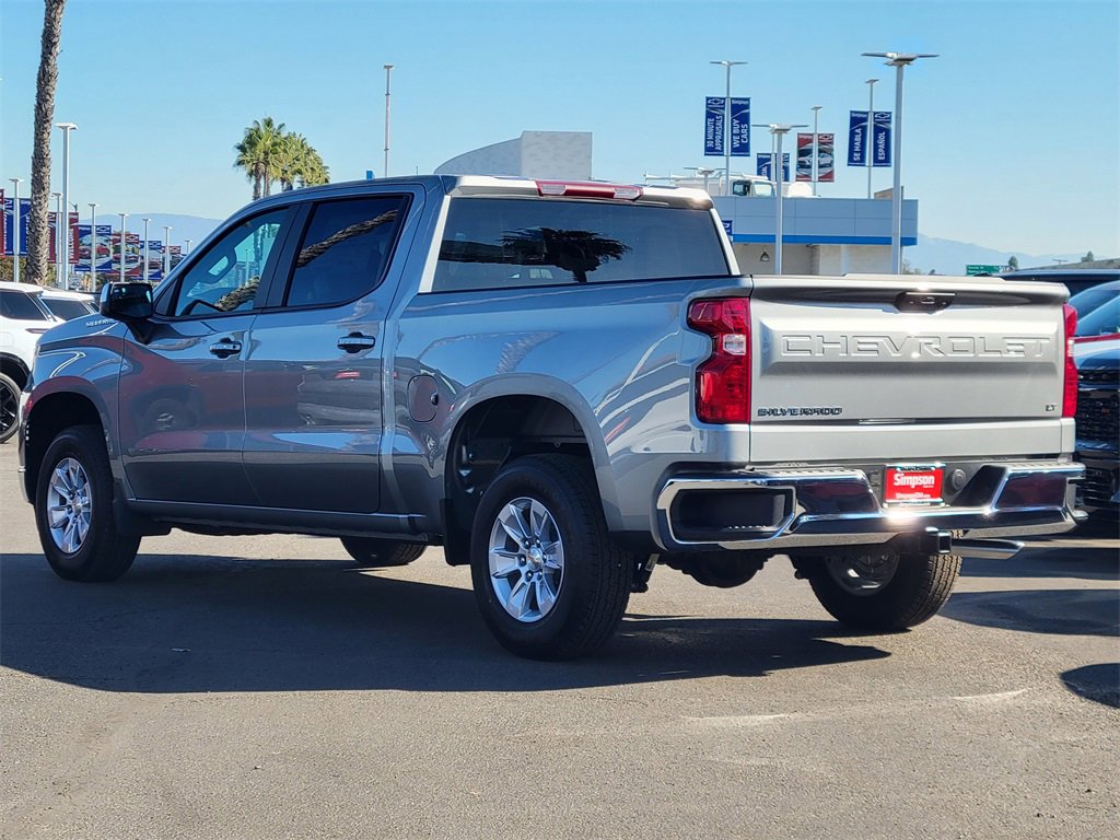 2026 Chevrolet Silverado 1500 LT photo 2