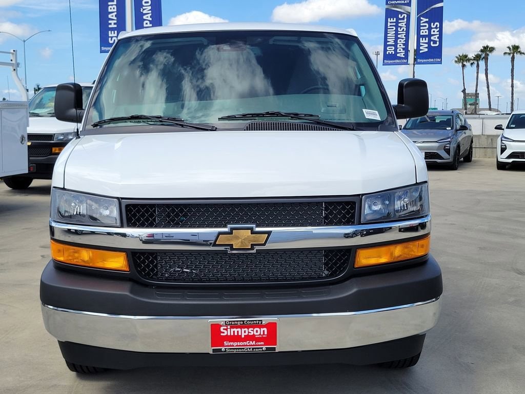 2026 Chevrolet Express Cargo Work Van - Photo 19