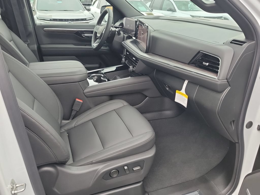 2026 Chevrolet Tahoe Z71 - Photo 18