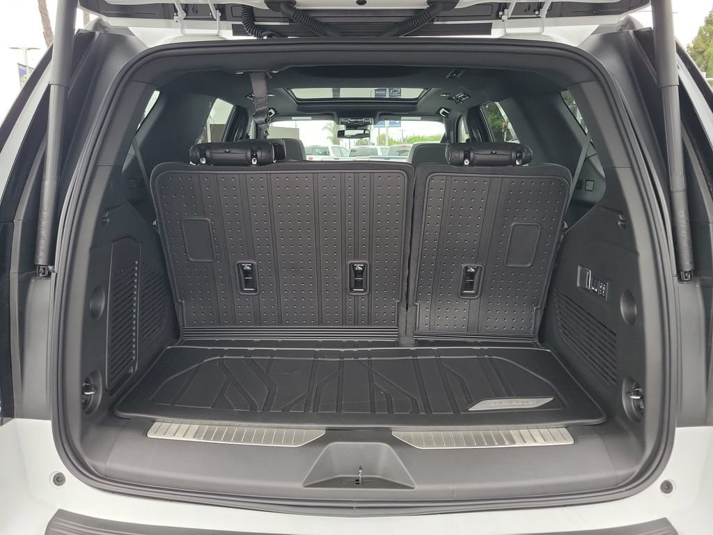 2026 Chevrolet Tahoe Z71 - Photo 23
