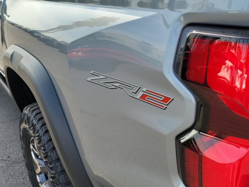 2026 Chevrolet Colorado ZR2 - Photo 24