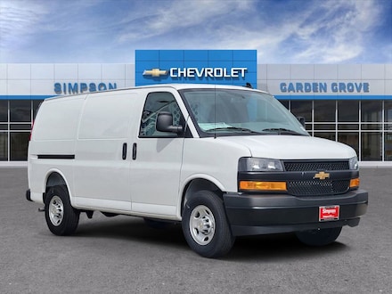 2025 Chevrolet Express Cargo WT Van