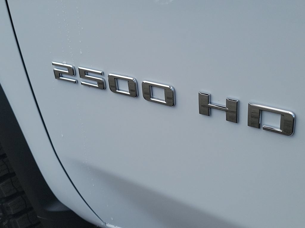 2026 Chevrolet Silverado 2500 HD ZR2 - Photo 28