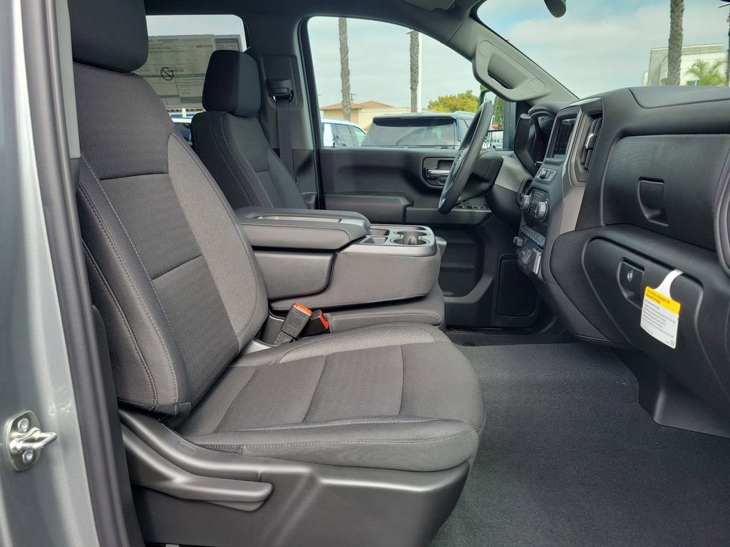 2026 Chevrolet Silverado 2500 HD Custom - Photo 16