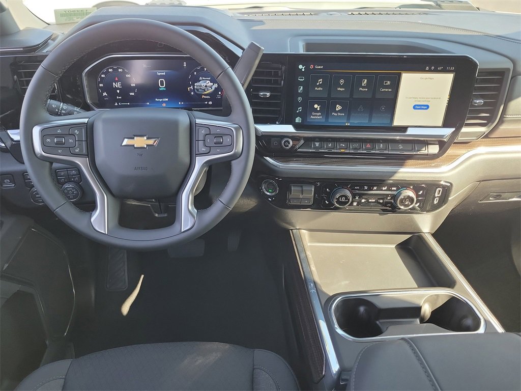 2026 Chevrolet Silverado 2500HD LT photo 4