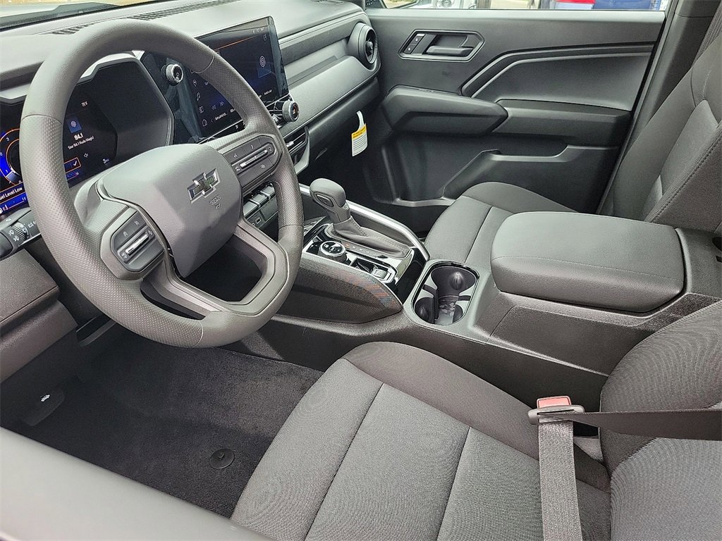 2026 Chevrolet Colorado Trail Boss photo 3