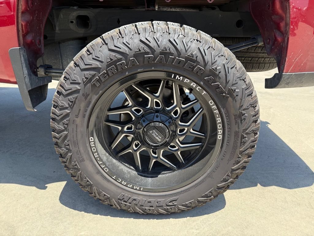 2022 Chevrolet Silverado 1500 LT - Photo 7