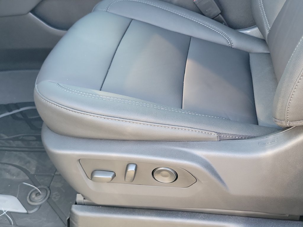 2027 Chevrolet Tahoe LT - Photo 15
