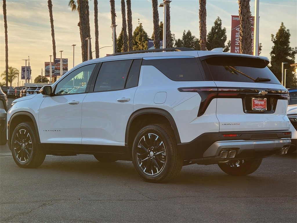 New 2026 Chevrolet Traverse LT SUV