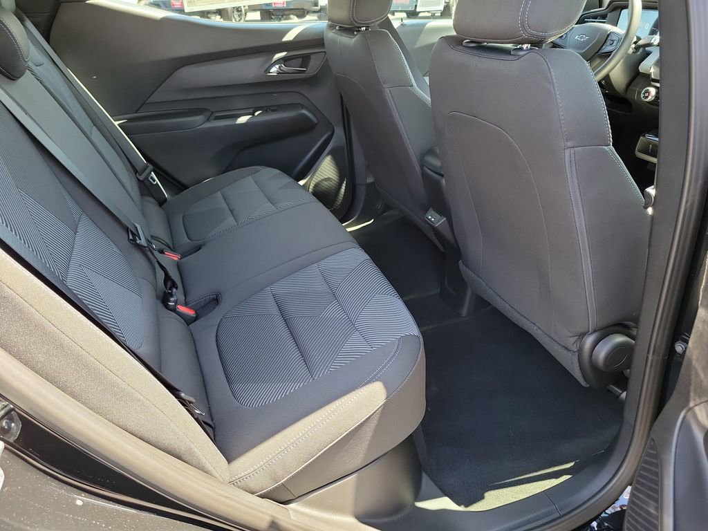 2027 Chevrolet Bolt LT - Photo 16