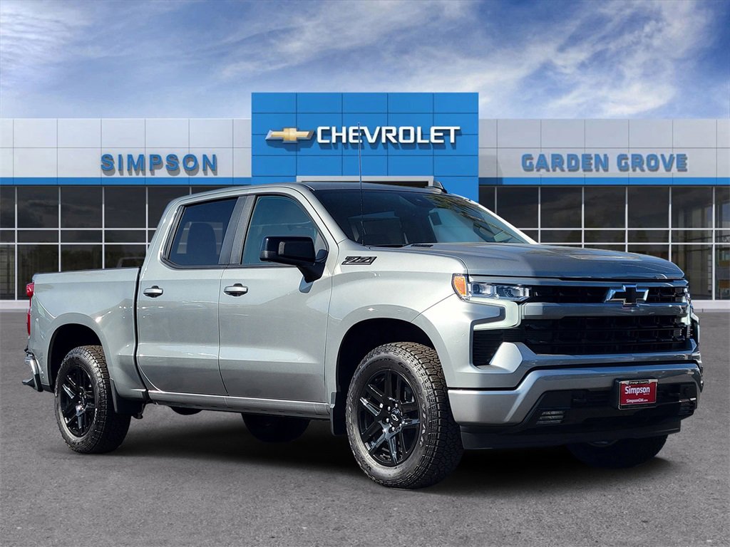 2026 Chevrolet Silverado RST's photo