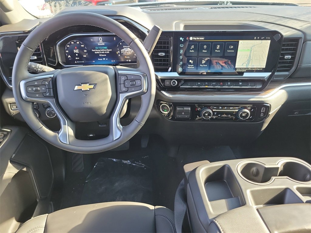 2026 Chevrolet Silverado 1500 LT photo 4
