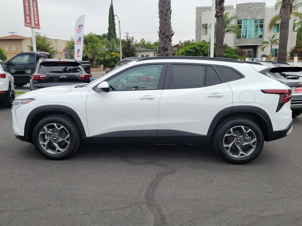 2026 Chevrolet Trax LT - Photo 25
