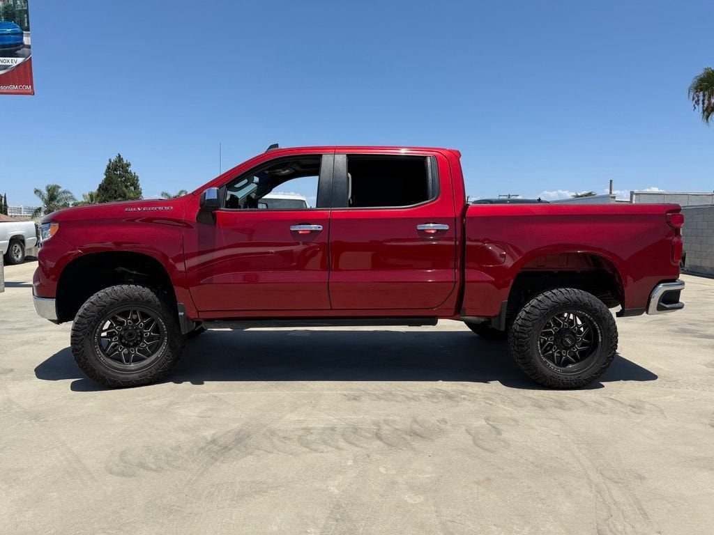 2022 Chevrolet Silverado 1500 LT - Photo 6