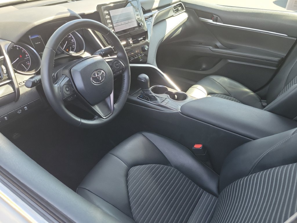 Used 2023 Toyota Camry SE