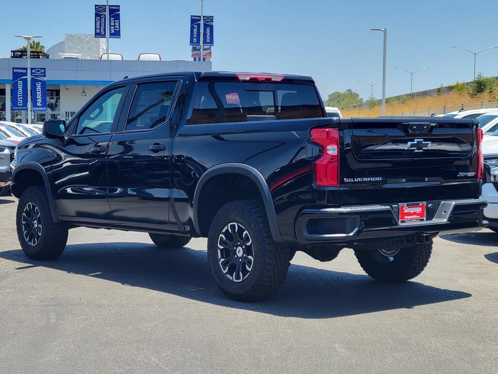 New 2026 Chevrolet Silverado 1500 ZR2 Truck