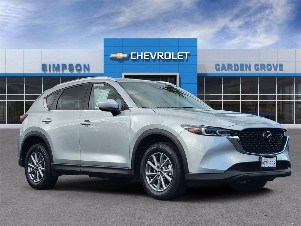 2023 Mazda CX-5 S Preferred package