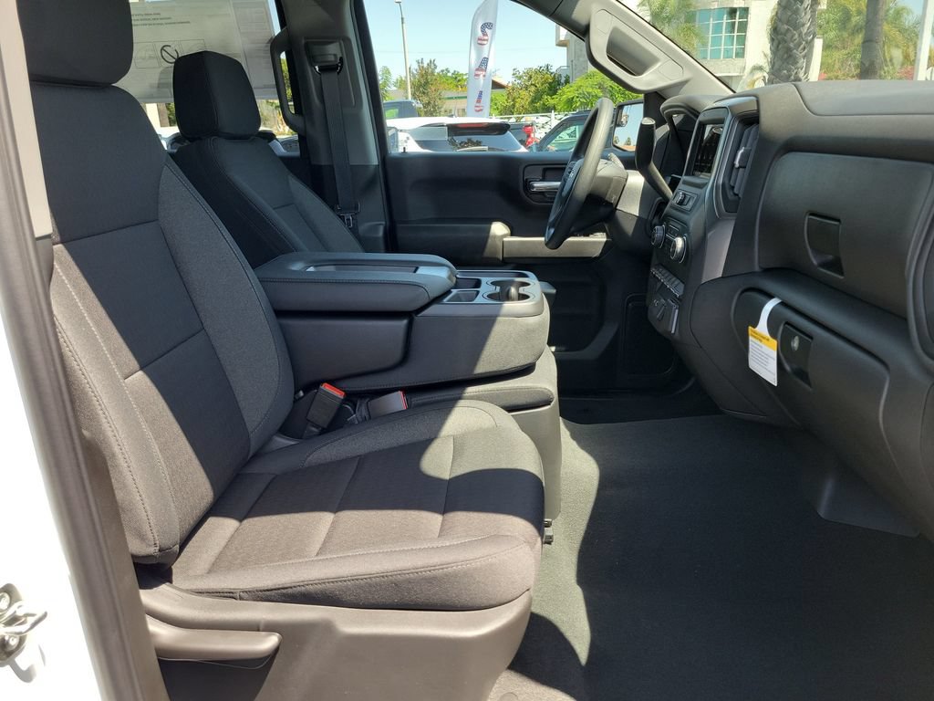 2026 Chevrolet Silverado 1500 Custom - Photo 16