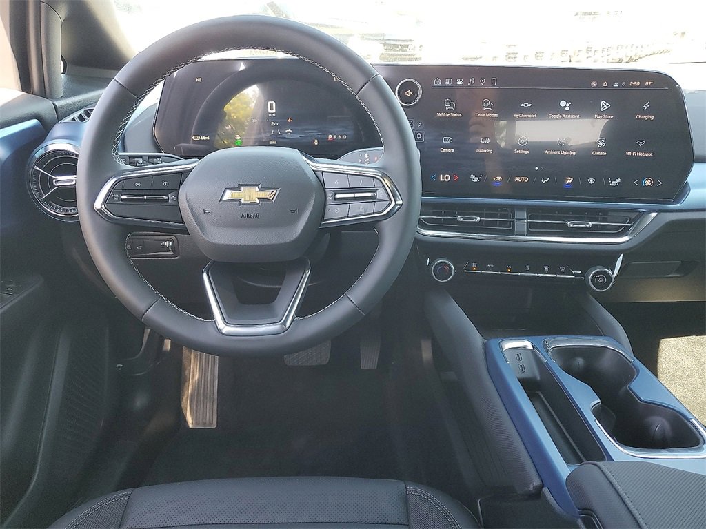 2026 Chevrolet Equinox EV 1LT photo 4