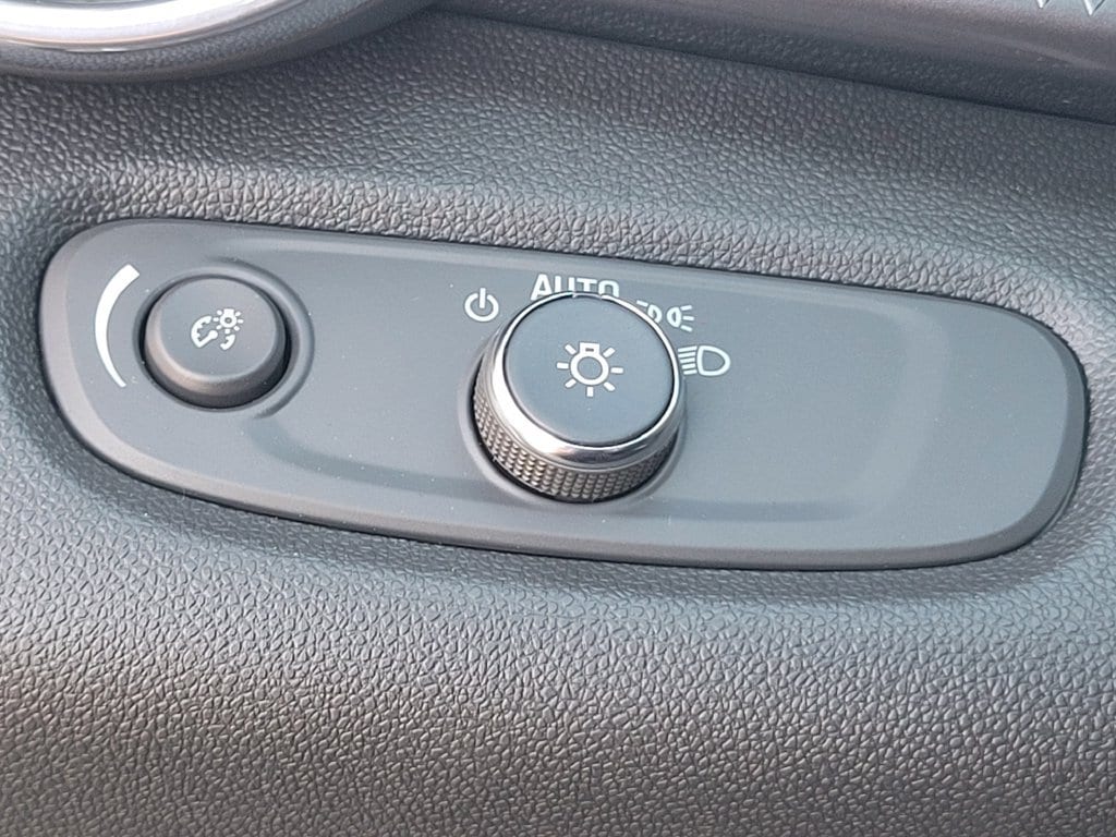 2026 Chevrolet Trax Activ - Photo 14