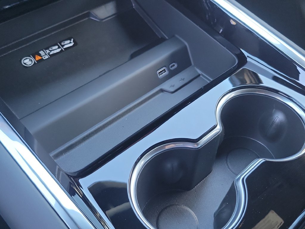 2027 Chevrolet Tahoe LT - Photo 12