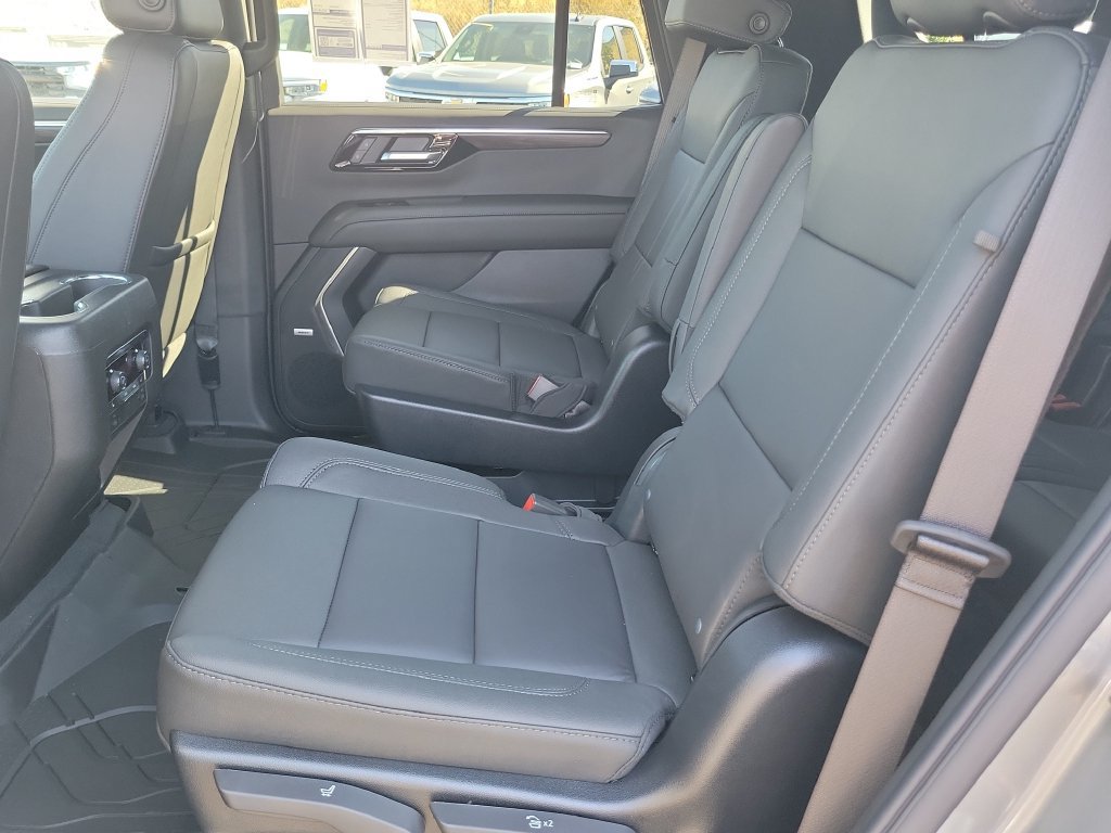 2027 Chevrolet Tahoe LT - Photo 20