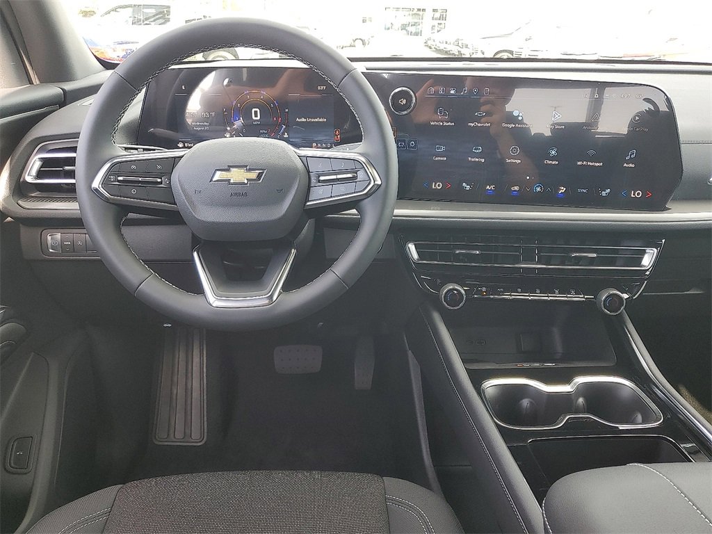 2026 Chevrolet Traverse photo 4