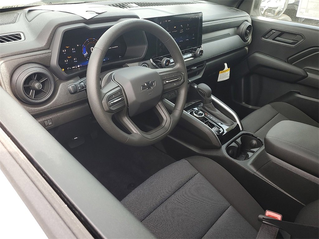 2026 Chevrolet Colorado Trail Boss photo 3