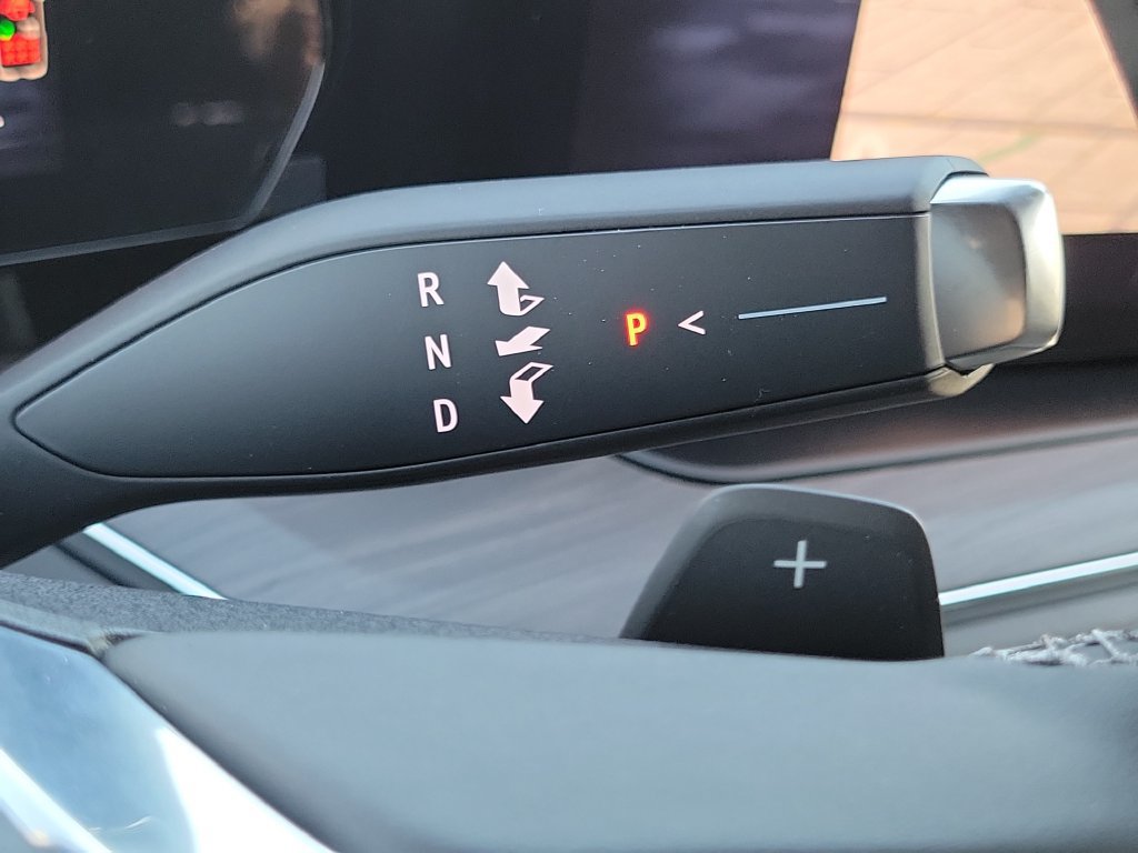 2027 Chevrolet Suburban LS - Photo 11
