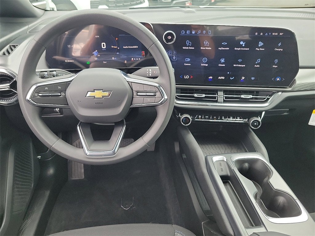 2026 Chevrolet Equinox EV 1LT photo 3