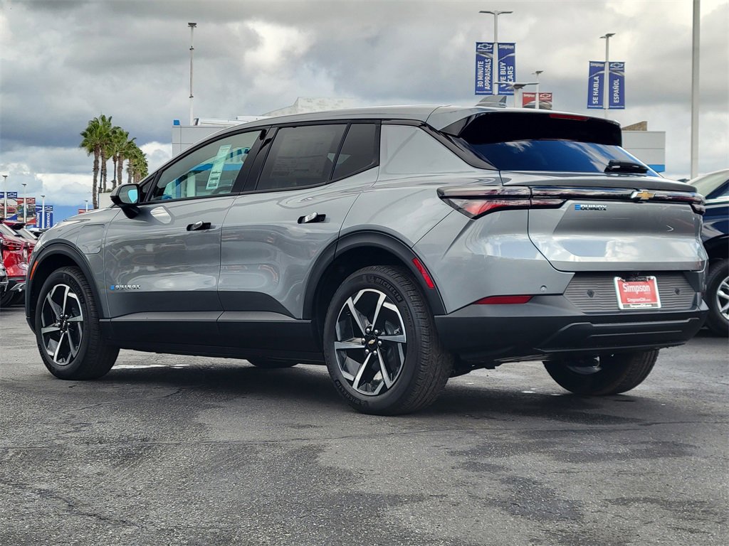 2026 Chevrolet Equinox EV 1LT photo 2