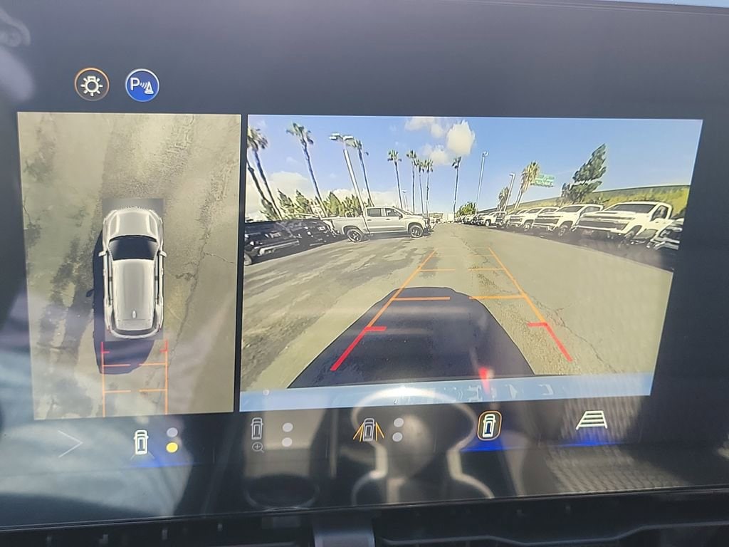 2026 Chevrolet Equinox LT - Photo 9