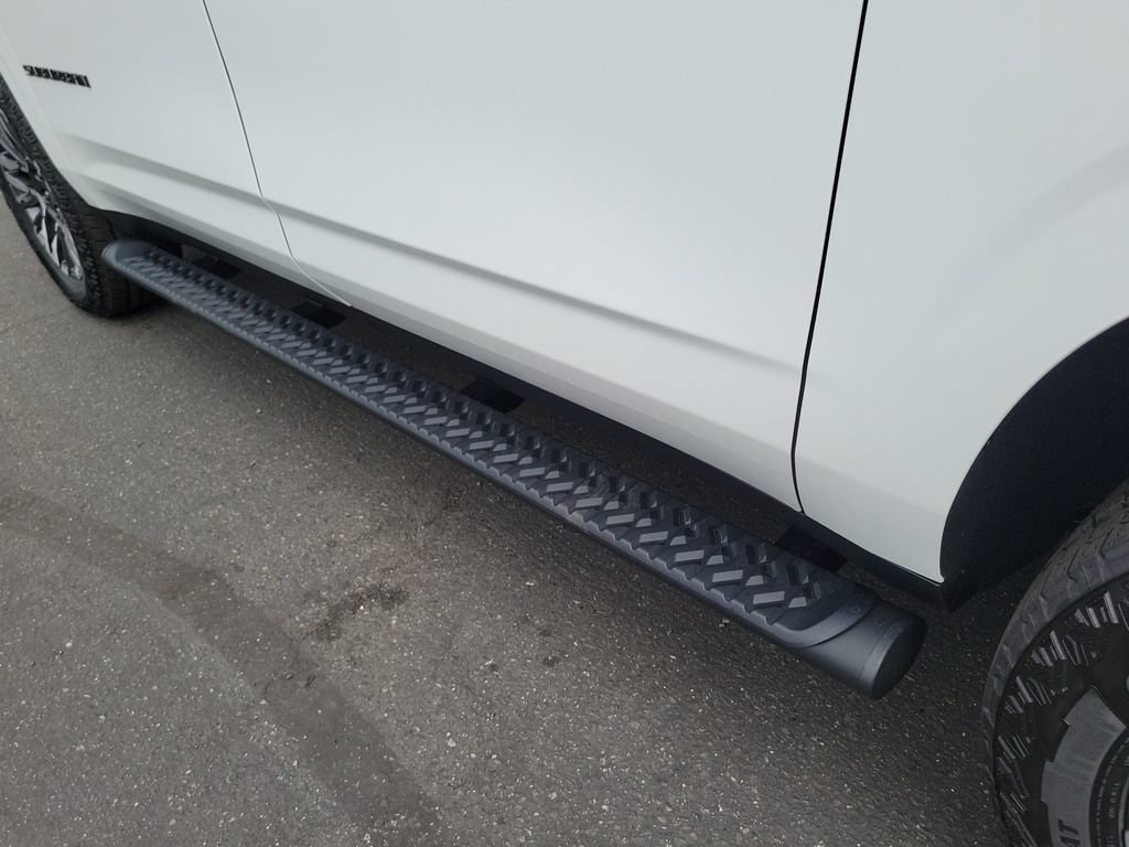 2026 Chevrolet Suburban Z71 - Photo 24