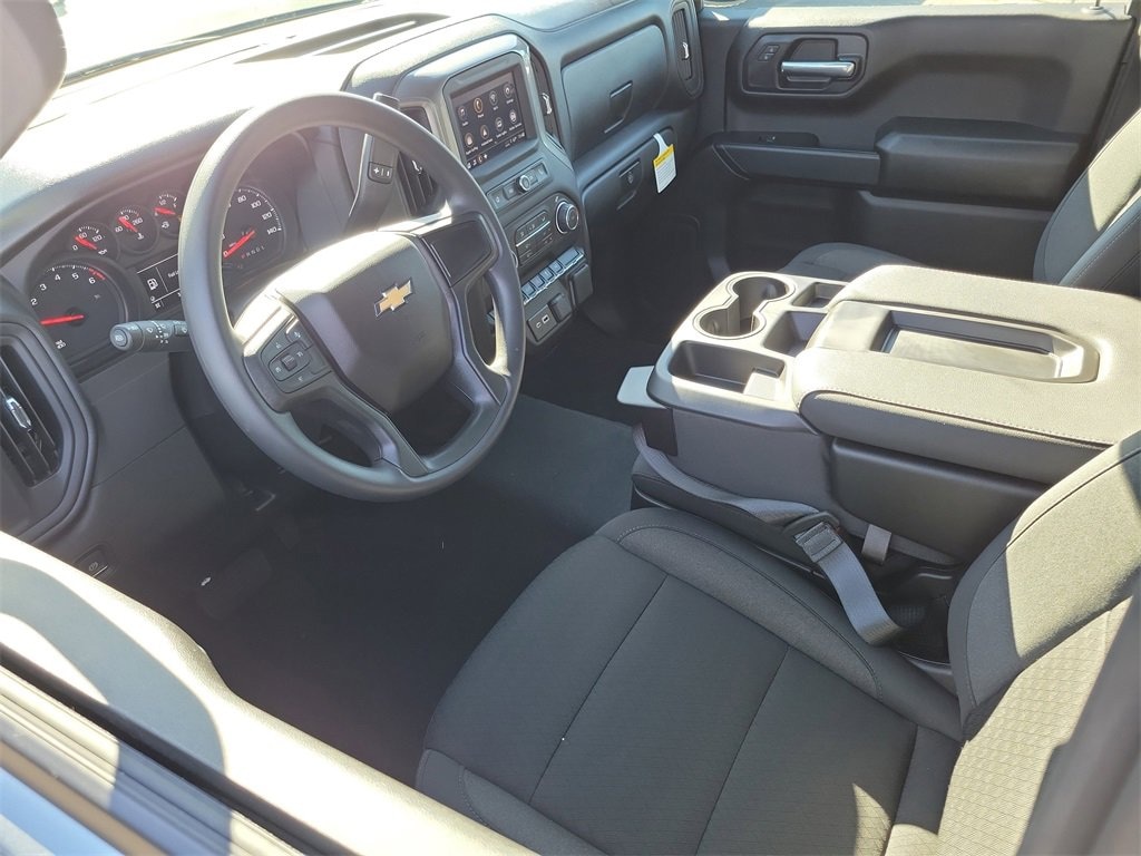 New 2026 Chevrolet Silverado 1500 Custom Truck