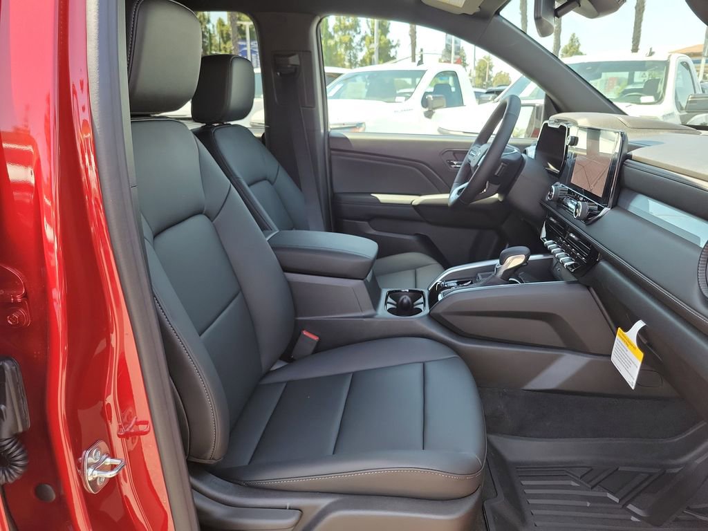 2026 Chevrolet Colorado LT - Photo 17