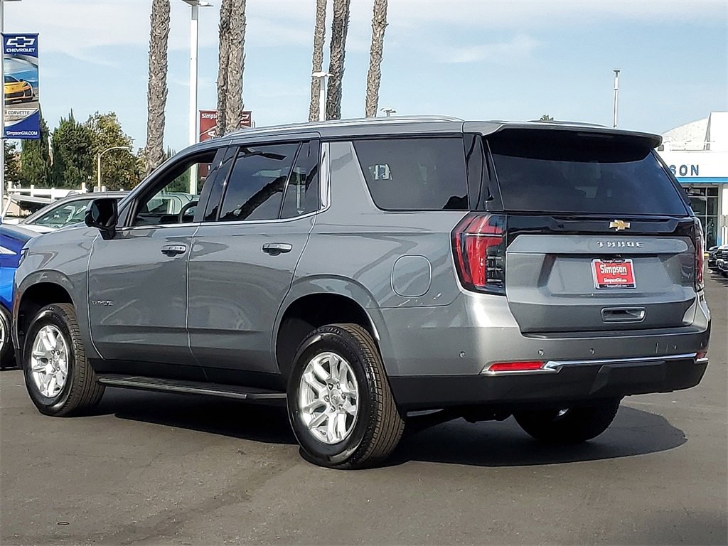 2025 Chevrolet Tahoe LS photo 2