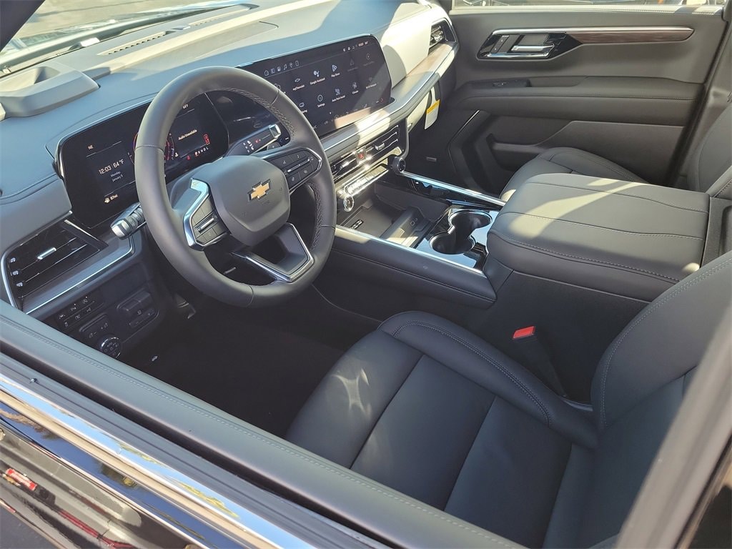 New 2026 Chevrolet Suburban LT SUV