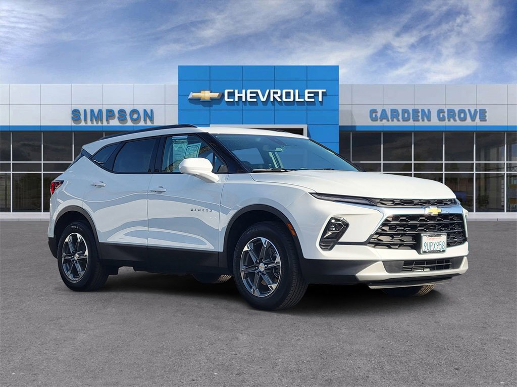 2025 Chevrolet Blazer 2LT's photo