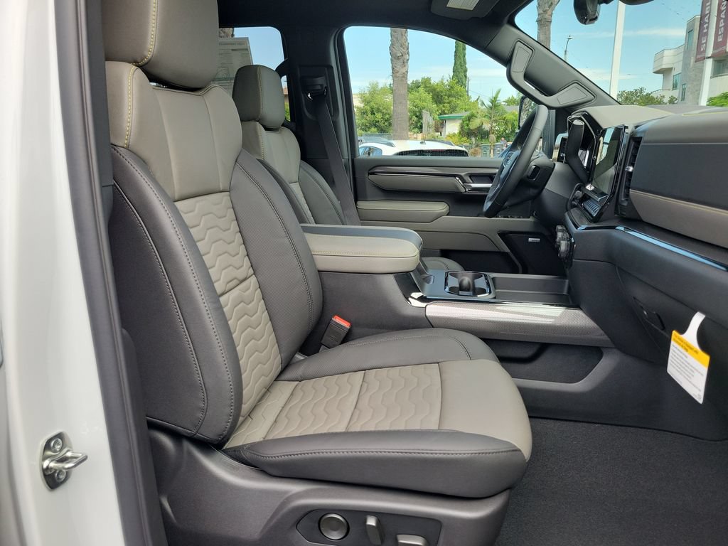 2026 Chevrolet Silverado 2500 HD ZR2 - Photo 21