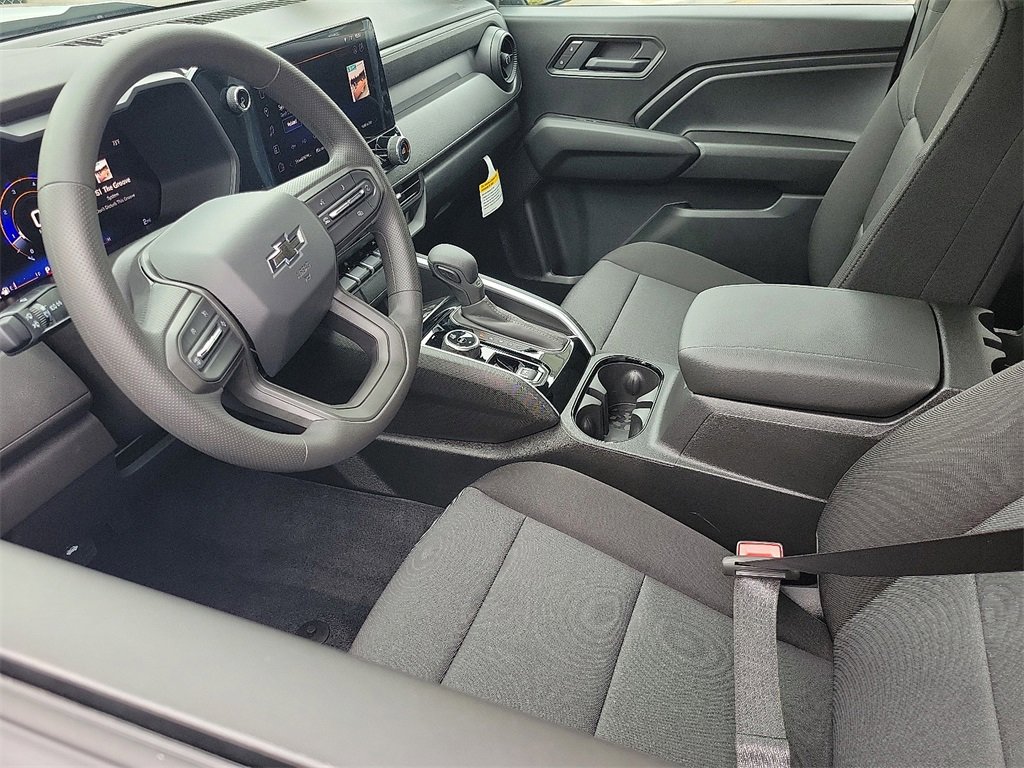 2026 Chevrolet Colorado Trail Boss photo 3