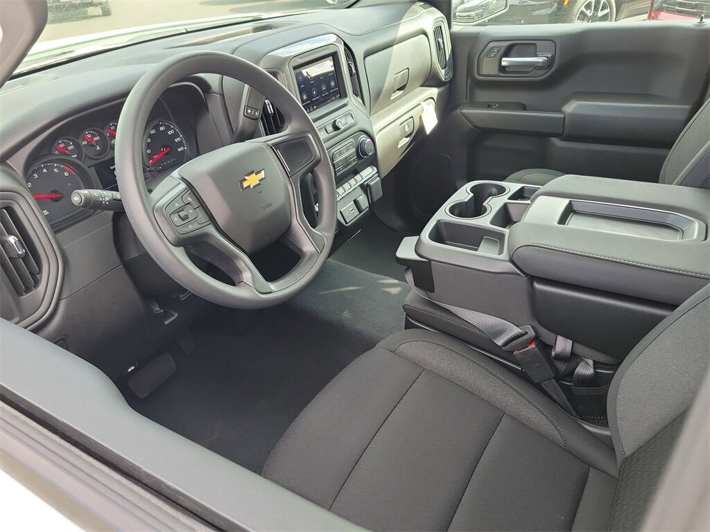 New 2026 Chevrolet Silverado 1500 Custom Truck