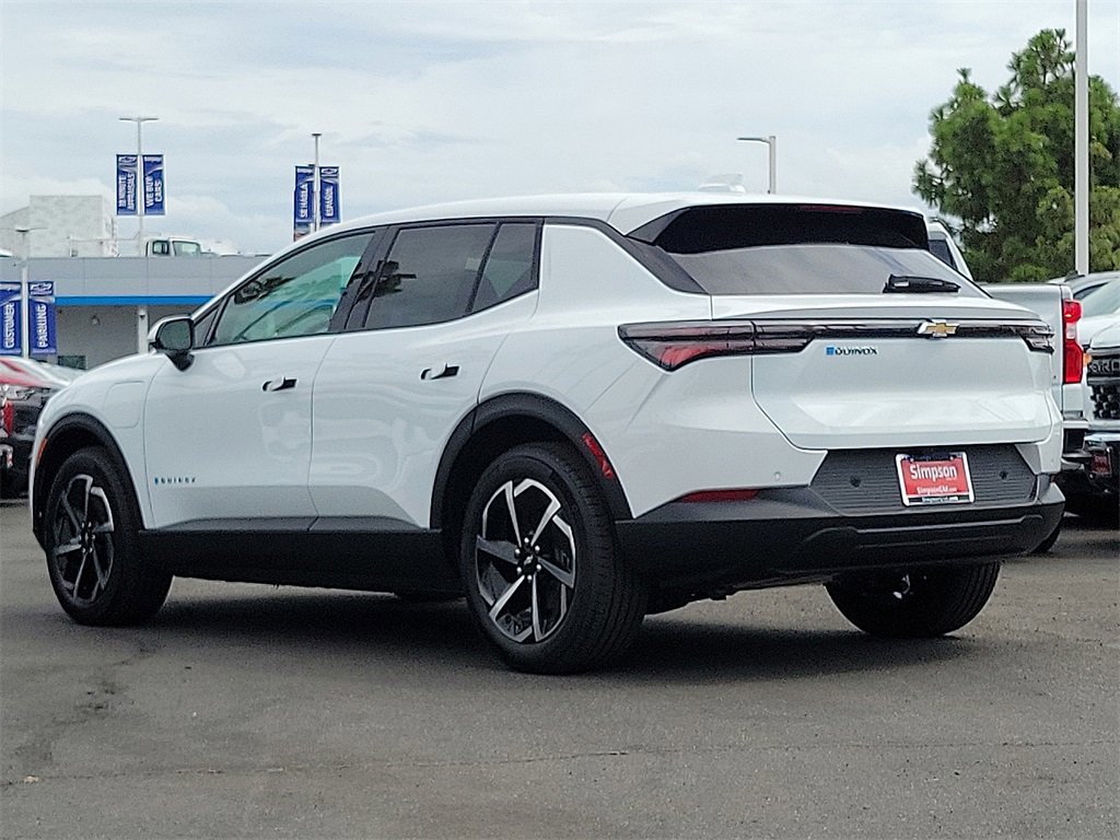2026 Chevrolet Equinox EV 1LT photo 2